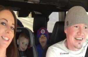 Se întorceau acasă, când soțul a oprit brusc mașina în mijlocul drumului, apoi a coborât fără să scoată o vorbă.