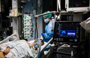 Vârful valului 5, mult mai devreme și mai înalt decât se preconiza. Octavian Jurma: Omicron este o rachetă care îi caută pe nevaccinați