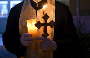 Preotul din Ivești a ajuns de râsul satului. Ce a făcut după ce lumea a aflat că are o amantă