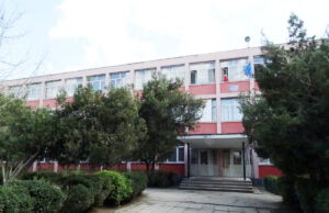 Doljul are peste 1.000 de elevi confirmați cu COVID -19