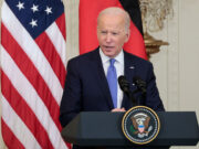 Joe Biden a spus clar: Ar trebui să plecați din Ucraina–>