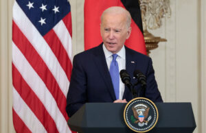 Joe Biden a spus clar: Ar trebui să plecați din Ucraina–>