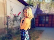 Nu îi mai ajunge nimeni la nas după ce s-a tunat! O mai recunoșteți? După ce a apărut la TV a trecut printr-o transformare majoră –»