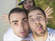 A postat o poză nevinovată pe Facebook, fără să realizeze că i-a scăpat un detaliu important