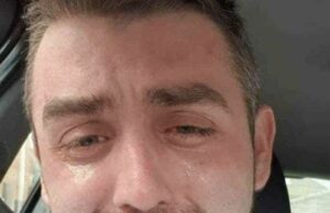 A fost parasit de sotie dupa ce aceasta a aflat ca mai are putin de trait. „Dimineaţa în care soţul meu a fost informat că va mai avea putin a fost şi dimineaţa când am ştiut că trebuie să-l părăsesc..–>>