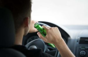 Un șofer prins băut la volan, la rubrica ”obiecțiuni” le-a cerut polițiștilor bani de taxi!