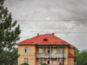 Tineri din Breasta, cercetați după ce ar fi bătut doi localnici pe stradă