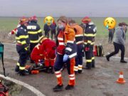 O asistentă medicală a fost surprinsă în lacrimi, atunci când intervenea să salveze de la moarte un pacient lângă Videle