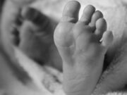 Un bebeluș de doar o lună a murit de COVID, la Bacău