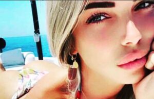 Cine e Noemi Bocchi, superba blondă care i-ar fi sucit mințile lui Totti. Căsnicia cu Ilary Blasi, în pericol –>