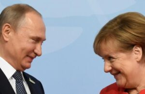 O parte dintre germani vor ca fostul cancelar Angela Merkel să fie cea care să medieze conflictul dintre Rusia și Ucraina ===>