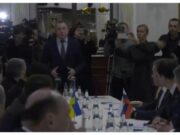 VIDEO Primele imagini de la negocierile dintre Ucraina și Rusia pentru încetarea focului