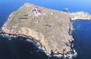 Marina ucraineană anunță că grănicerii care păzeau Insula Șerpilor sunt în viață. „Au respins două atacuri ale rușilor” >>>