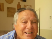 A stat 26 de ani in concediu medical apoi a iesit la pensie. Cum a reușit să fenteze munca –