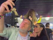 “Oracolul” din Herăstrău “sifonează” infidelitățile din lumea bună. Caz Stan: “Femeile sunt mai darnice cu amanții, decât bărbații cu amantele!”