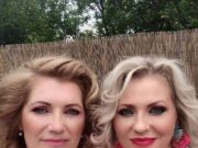 Imagini rare cu Mirela Vaida și mama ei. Ce meserie are, de fapt, femeia care i-a dat viață prezentatoarei