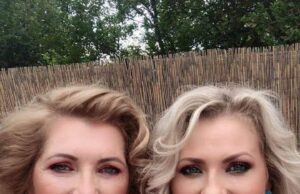 Imagini rare cu Mirela Vaida și mama ei. Ce meserie are, de fapt, femeia care i-a dat viață prezentatoarei