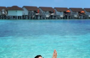 FOTO / Ilinca Vandici, spectaculoasă pe plajele din Maldive! Trup de zeiță în costum de baie!