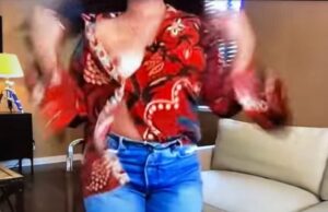 Artista care a rămas descoperită în timpul unei emisiuni. Nu purta sutien și s-a văzut totul în direct>>>