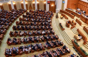 Lege adoptată: Incitarea publicului la violenţă, ură sau discriminare se pedepseşte cu închisoare de la 6 luni la 3 ani sau cu amendă