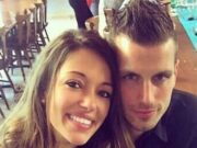 Un milionar a vrut să-și testeze iubita și a anunțat-o că a rămas fără niciun ban. Reacția ei l-a lăsat fără cuvinte –»