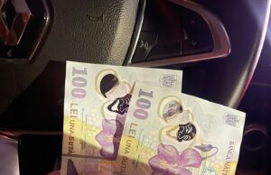 O ucraineancă a fost oprită de un român la o benzinărie din Moieciu! Când a văzut-o, bărbatul și-a scos imediat portofelul. Ce a urmat a făcut-o pe femeie să plângă –>