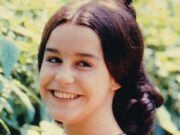 Cum arată la 64 de ani „Sclava Isaura”. Vedeta nu prea mai seamănă cu cea din filmul care a făcut-o faimoasă. Mai mult, a fost destul de criticată după ce a apărut de două ori într-o revistă de bărbați –»