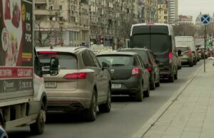 Românii ar putea să se întoarcă la circulația mașinilor cu numere pare și impare, ca pe timpul comunismului >>>