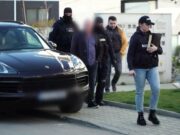 Un om de afaceri din Arad și-ar fi spionat soția luni de zile cu ajutorul tehnologiei