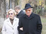 Cui va rămâne toată averea lui Ion Iliescu. Fostul preşedinte al României va face un gest uriaş. Cine este persoana care va moşteni toate bunurile sale –>>