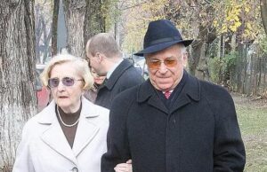 Cui va rămâne toată averea lui Ion Iliescu. Fostul preşedinte al României va face un gest uriaş. Cine este persoana care va moşteni toate bunurile sale –>>