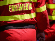 Caraş-Severin: Cinci persoane, între care doi copii, implicate într-un grav accident rutier. Unul dintre adulţi a decedat