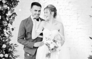 „Viața mea stă lângă mine, într-un sicriu închis”.