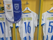 Inițiativă superbă a Universității Craiova, în semn de solidaritate pentru Ucraina! Ce au scris pe tricouri –>