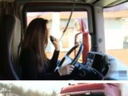 Tânăra de 28 de ani care a devenit șoferiță de TIR. Și-a lăsat diplomele în sertar pentru șosele