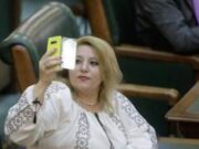 Ce meserii au părinţii Dianei Șoșoacă? Bunicul ei este erou din cel De-al Doilea Război Mondial