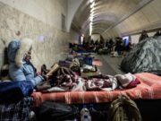 Rusia declară încetarea temporară a focului în Ucraina, pentru a permite civililor să părăsească zonele de conflict