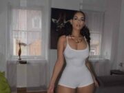 La O Școală În Cluj , Învățătoarea De La Clasa A 2-A , Vine După Pauza Mare Și Îi Întreabă Pe Copii: