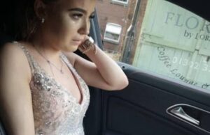 O adolescenta de 16 ani, umilita in public la bal! O colega i-a turnat suc in cap si pe rochie. Ce a urmat, insa, este impresionant