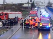 Șase persoane, între care 4 copii, găsite moarte într-o casă mistuită de incendiu