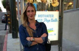 Metoda văzută în serialul „Lege şi ordine” i-a salvat viaţa tinerei din imagine