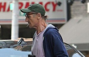 Liam Neeson este de nerecunoscut! Actorul s-a transformat total