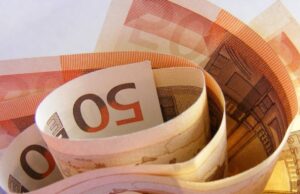 Datorie externă record a României. Ne împrumutăm cel mai scump din UE