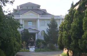 Descinderi la unul dintre cele mai temute clanuri din Capitală. Liderii au fost săltați de mascați