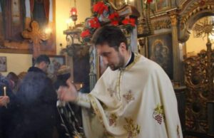 Ce salariu are un preot în România. Suma de bani pe care o primește de la stat