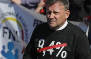 Ministrul Muncii a fost întrebat dacă ar putea trăi cu 1700 de lei pe lună.💸 Ce a răspuns Marius Budăi și ce spune despre majorarea pensiilor⁉😮-