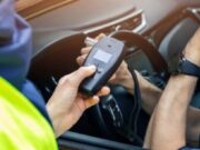 Beat și cu permisul suspendat, un brăilean a mers la Poliție să anunțe că a lovit o pasăre