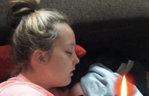 O tanara de 17 ani a murit la nastere, iar familia i-a asezat bebelusul la piept. Copilasul s-a cuibarit la pieptul mamei sale si un zambet i-a aparut instant pe chip. Mama, la randul ei, a..–>