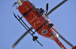 Un băiat de 17 ani din Bistrița s-a împuşcat cu arma de vânătoare a tatălui său. Chiar adolescentul a sunat la 112