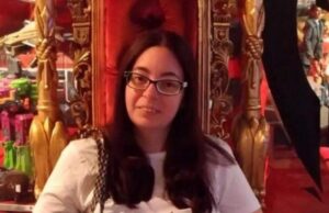 Suma uriașă pe care o vor primi ca daune părinții unei tinere care ar fi murit după vaccinarea anti-COVID